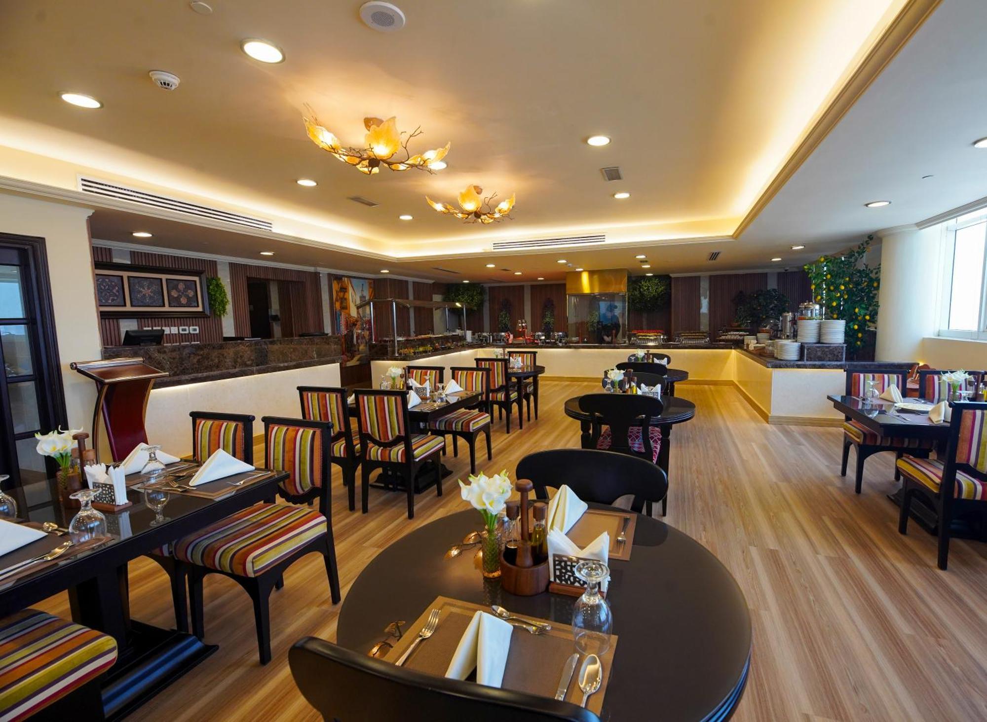 Grand Villaggio Hotel Abu Dhabi Ngoại thất bức ảnh