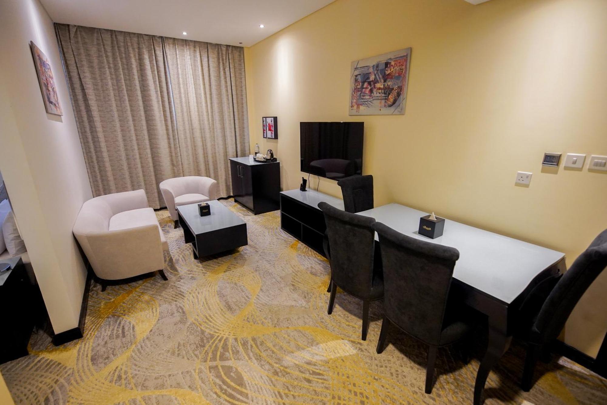 Grand Villaggio Hotel Abu Dhabi Ngoại thất bức ảnh